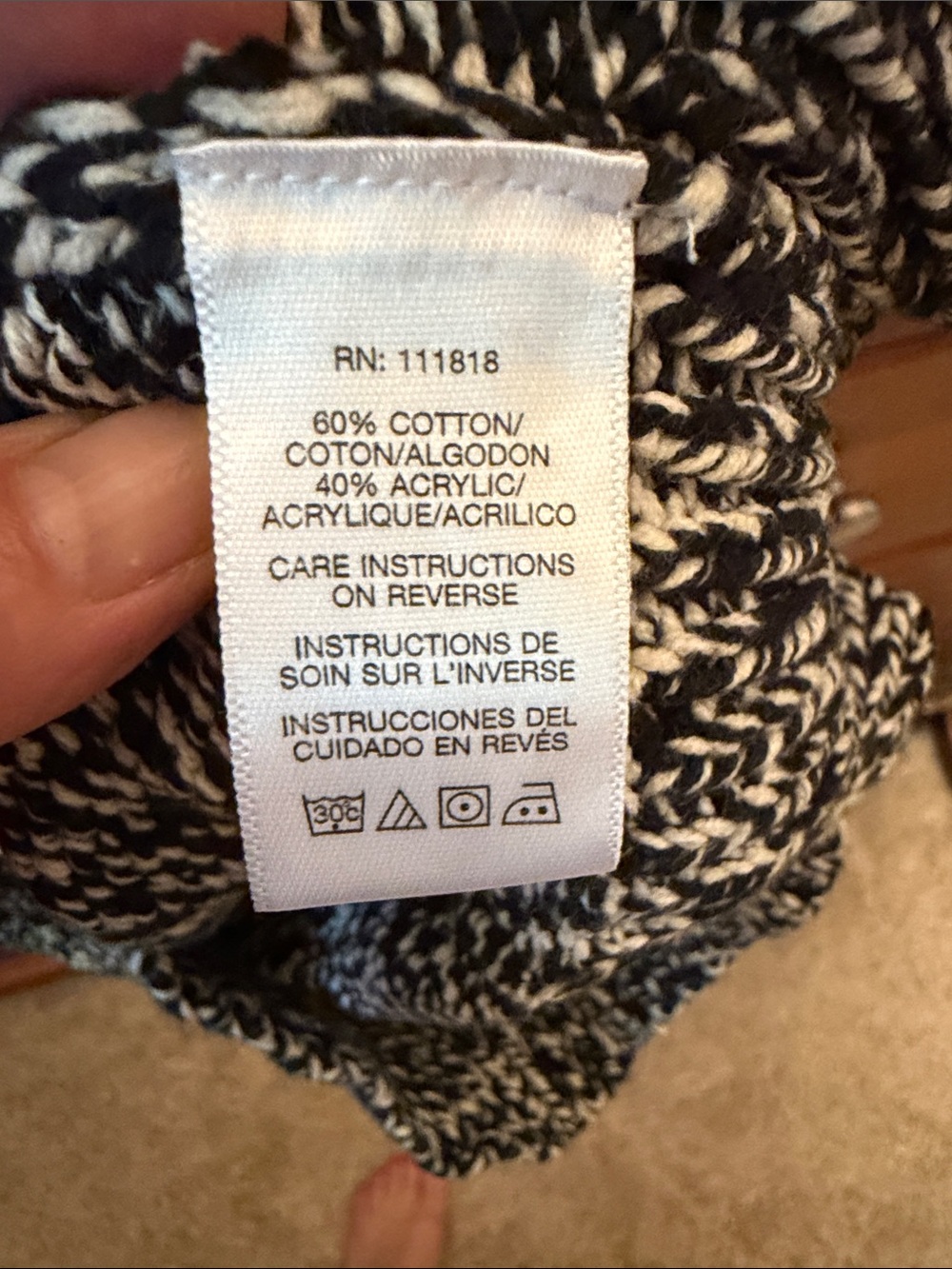 Michael Kors Black & White Marled Knit Sleeveless Turtleneck Sweater - Picture 4 of 4